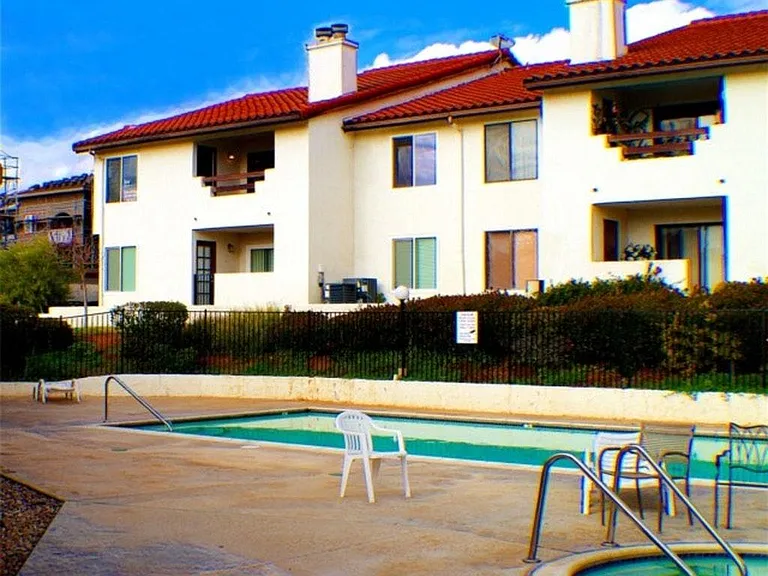 2425 Cranston Dr #202 — Photo 15