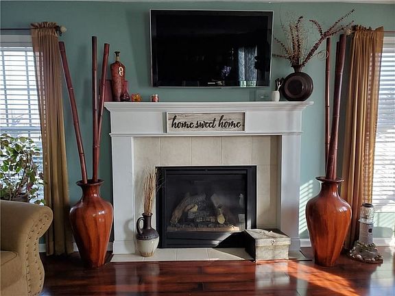 5th image of 43 Rockwell Dr