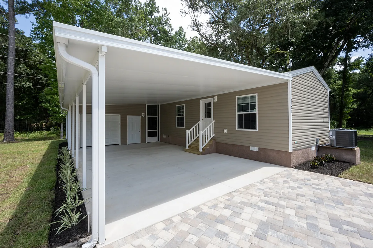 Building Photo - 202-D E Gleneagles Rd #960