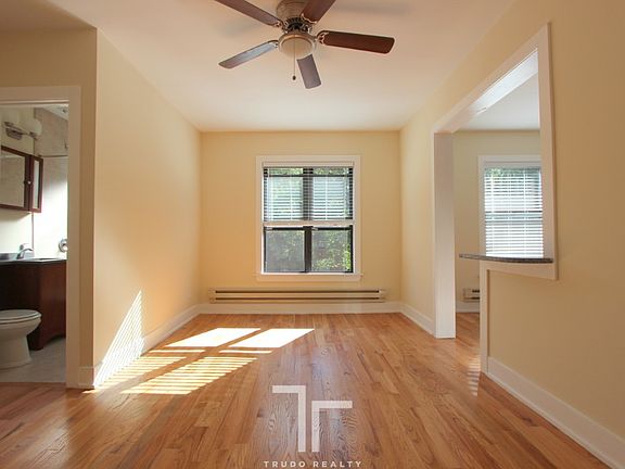 2nd image of 2900 N Mildred Ave #2906-1N