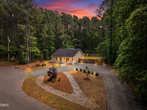 9004 Habitat Cir, Chapel Hill, NC 27516