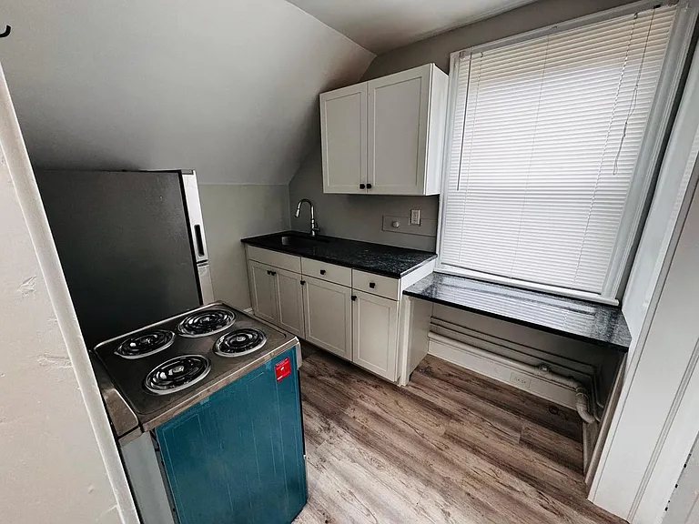 35 Linden Ln #3 — Photo 10