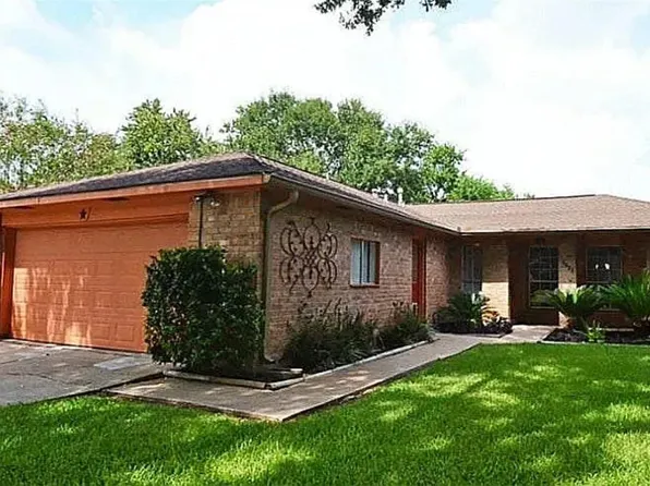 3023 Mosby Dr, Sugar Land, TX 77479