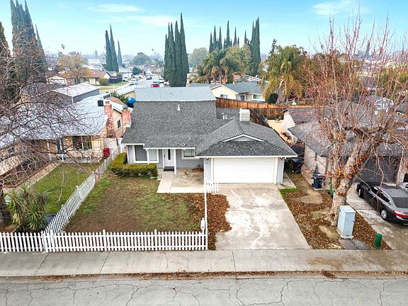 5th image of 1415 Cypress Dr