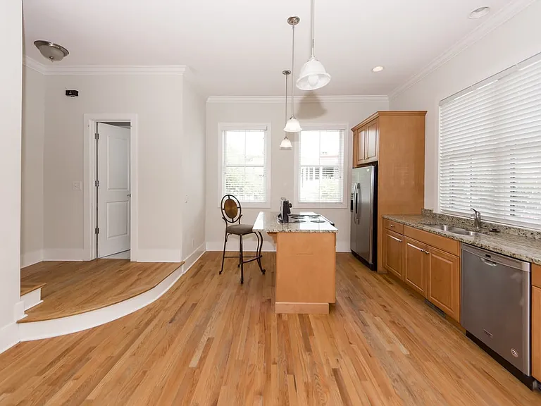 45 Morris St #A — Photo 12