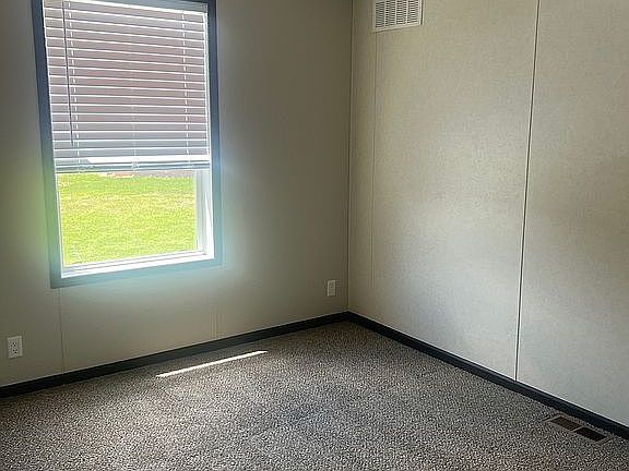 5th image of 1842 Ponderosa Ave