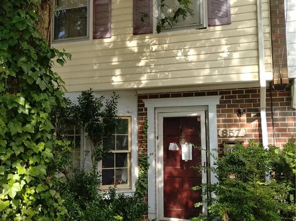 857 Windom Pl, Virginia Beach, VA 23454