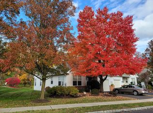 24 Black Eyed Susan Rd, Langhorne, PA 19047