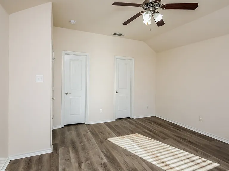 4913 Caraway Dr — Photo 11