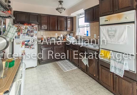 2nd image of 3251 42nd St #3
