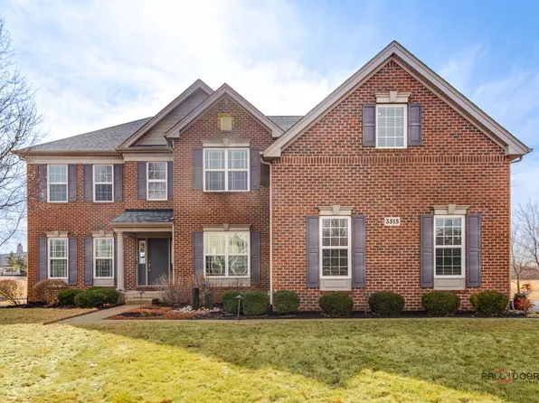3515 Tournament Dr, Elgin, IL 60124
