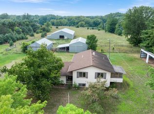 32360 Roanoke St NW, Cambridge, MN 55008