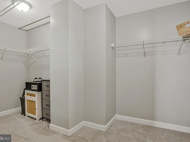 12902 Crickmore Trce — Photo 38