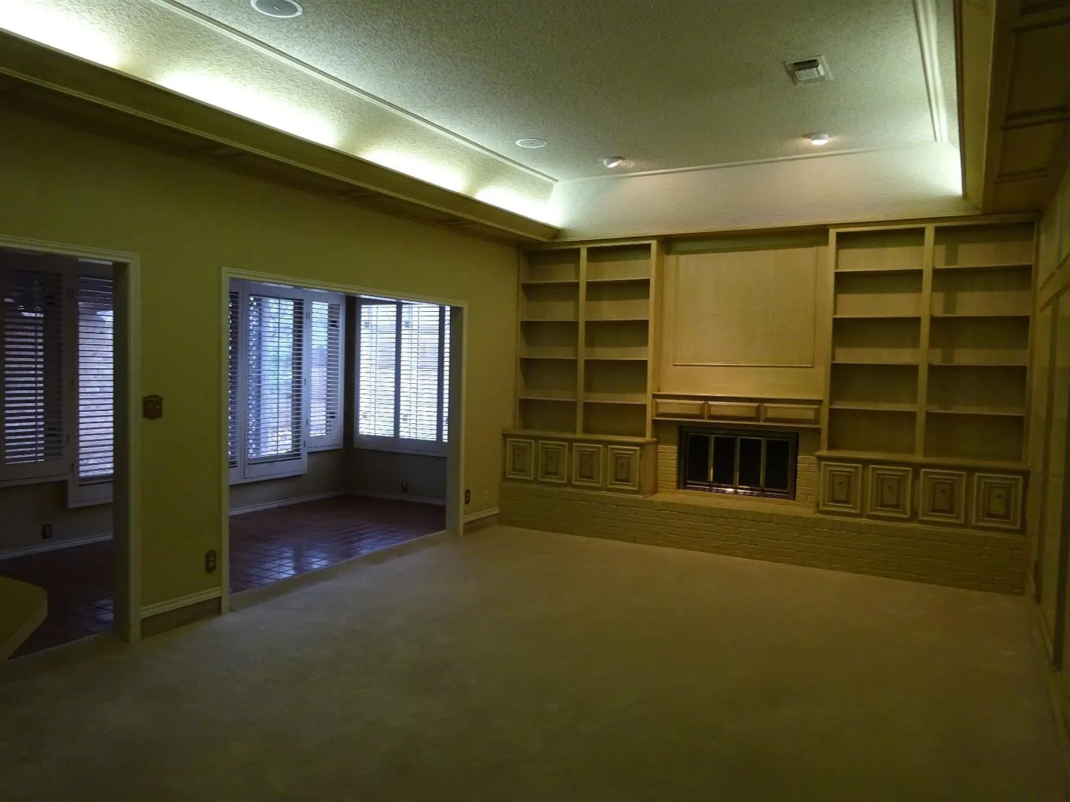 2 bed, 2195 sqft, $2,000 — Photo 1