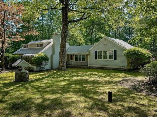 66 Summit Road, Prospect, CT 06712