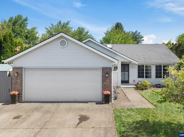2010 48th Ave SE, Albany, OR 97322