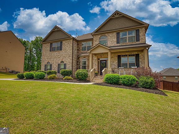 2nd image of 3323 Shoals Ridge Dr