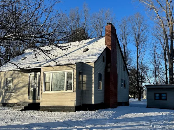 50 Center Road, Essex, VT 05452