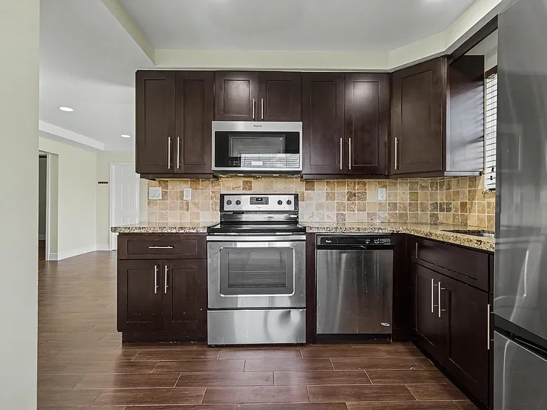 1250 SW 113th Ter #204 — Photo 20