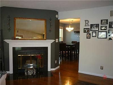 4th image of 817 N East St