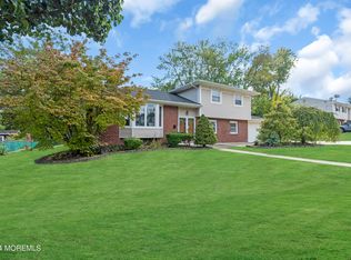 23 Kingsport Dr, Howell, NJ 07731
