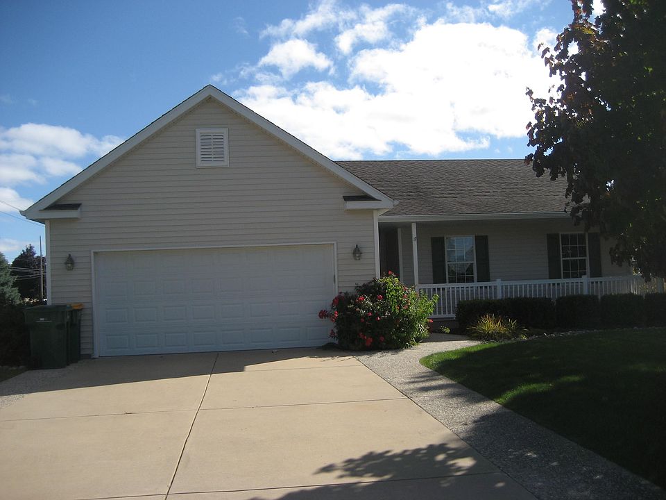 1st image of 4751 Birnbaum Dr