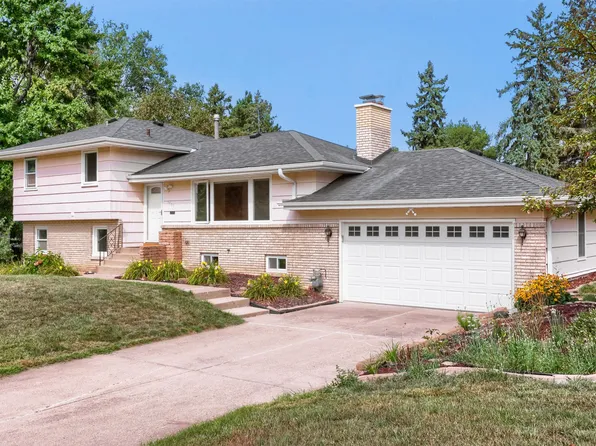 1301 Buchanan Pl NE, Columbia Heights, MN 55421