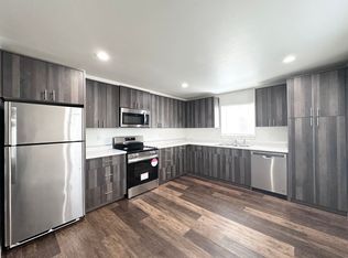 Wonderful property with brand new finishes available now!, Portland, OR 97266