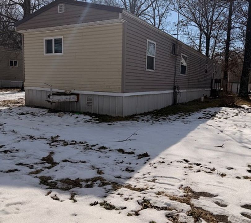 2nd image of 27650 20th Ave #27595