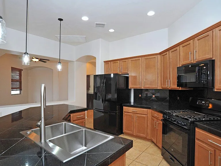 12547 N New Reflection Dr — Photo 8