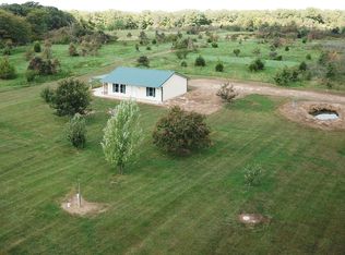 19000 Maries Rd, Belle, MO 65013