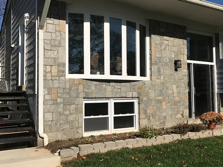 8418 Stonewall Dr — Photo 1