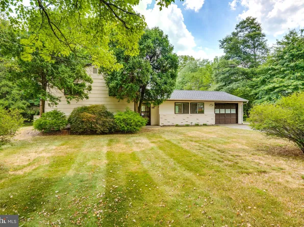 16 Brooktree Rd, East Windsor, NJ 08520