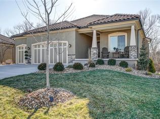 1233 SW 40th St, Lees Summit, MO 64082