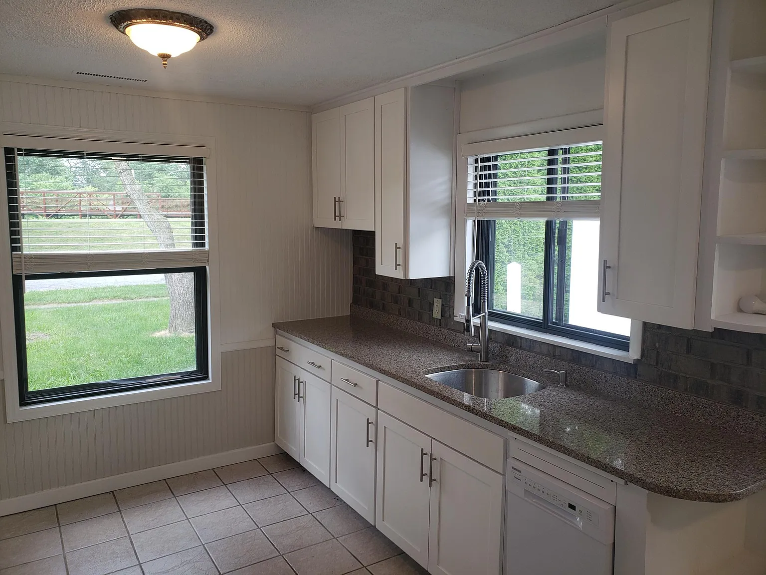 2 bed, 738 sqft, $1,550 — Photo 4