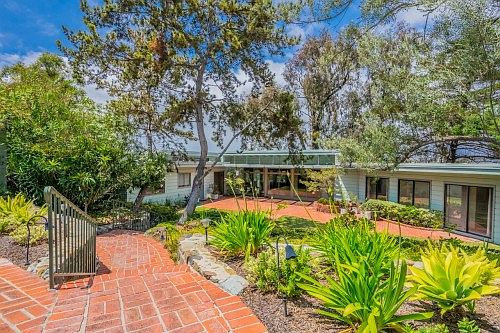 1st image of 4436 Plumosa Way