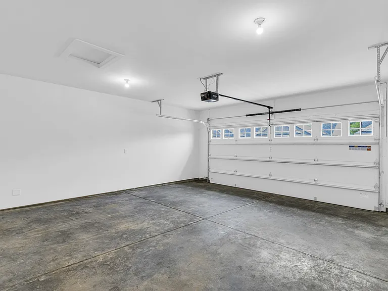 70 E Airport Rd #34 — Photo 25