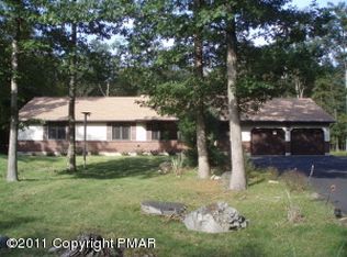 241 Melvin Ln, East Stroudsburg, PA 18302