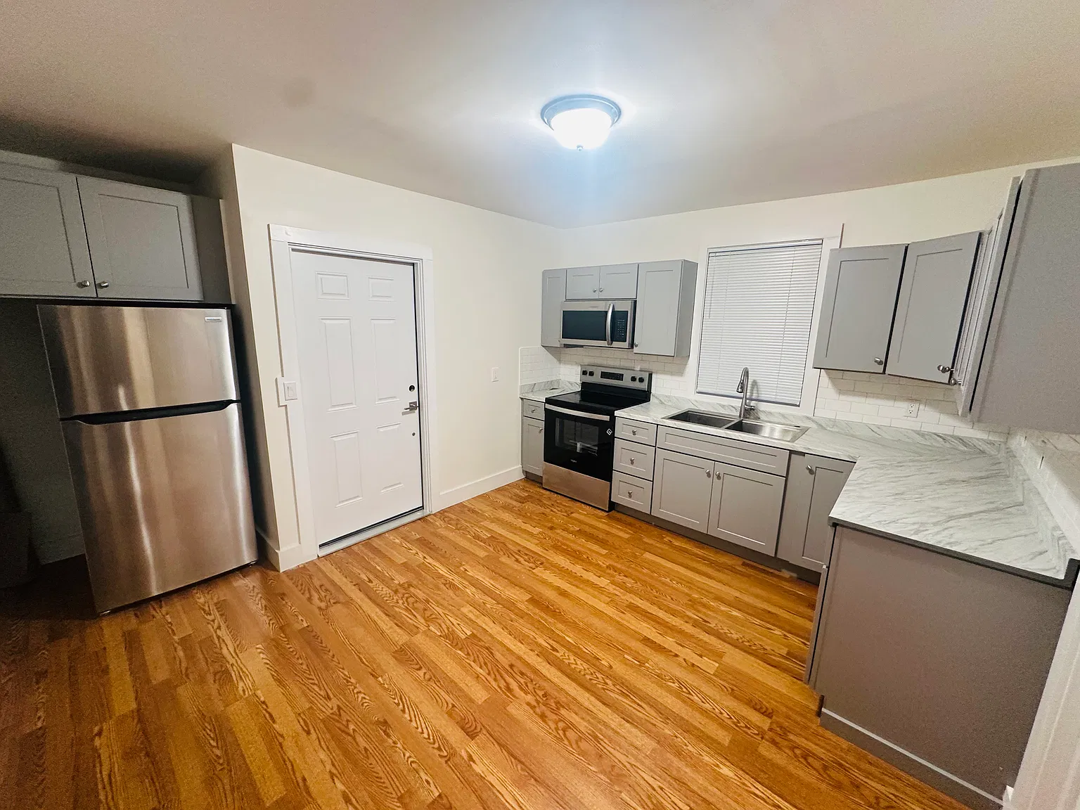 271 Church St — Photo 3
