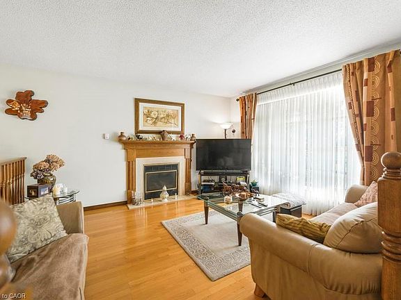 5th image of 115 1st Rd W