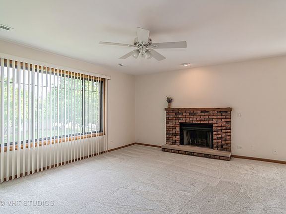 2nd image of 1011 Kane St #1011