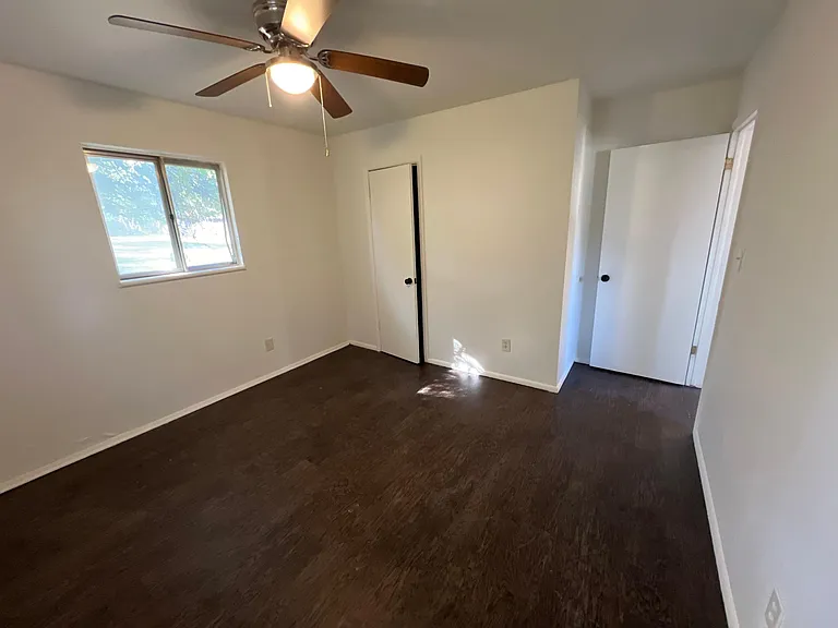 10720 E Reno Ave — Photo 8