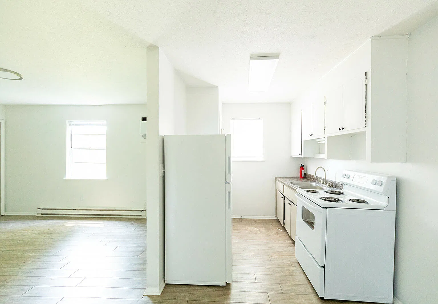 Vista West I (Westgate), 1x1 Designer, VW1-1x1- D — Photo 4