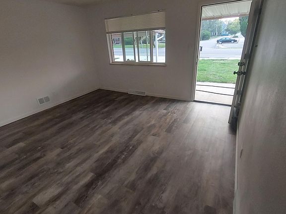 Main Entrance and Living Room 1