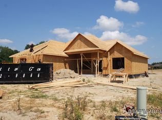 11024 Winged Foot Dr, Sellersburg, IN 47172