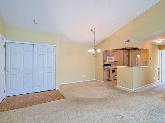 5th image of 5345 Cooper Rd Unit K