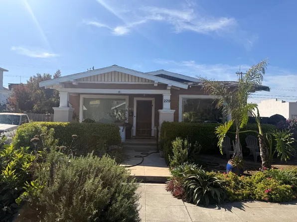 220 Pajaro St, Salinas, CA 93901