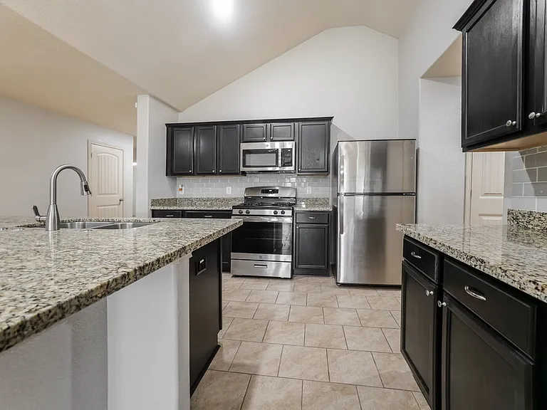 23302 Sawmill Pass — Photo 6