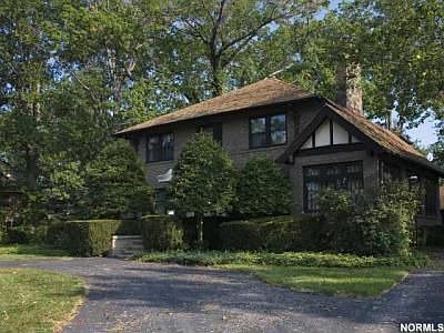 1st image of 17817 Lake Ave