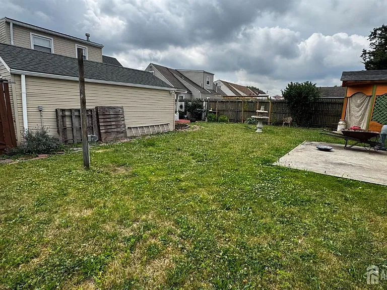 73 Hagaman St — Photo 7
